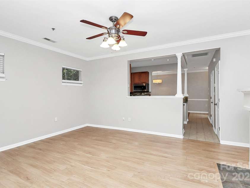 526 Davidson Street, Charlotte, NC 28202.  MLS# CAR4252746, YatesRealty ID 21779. 