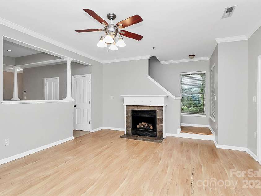 526 Davidson Street, Charlotte, NC 28202.  MLS# CAR4252746, YatesRealty ID 21779. 