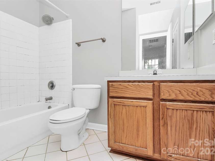 526 Davidson Street, Charlotte, NC 28202.  MLS# CAR4252746, YatesRealty ID 21779. 