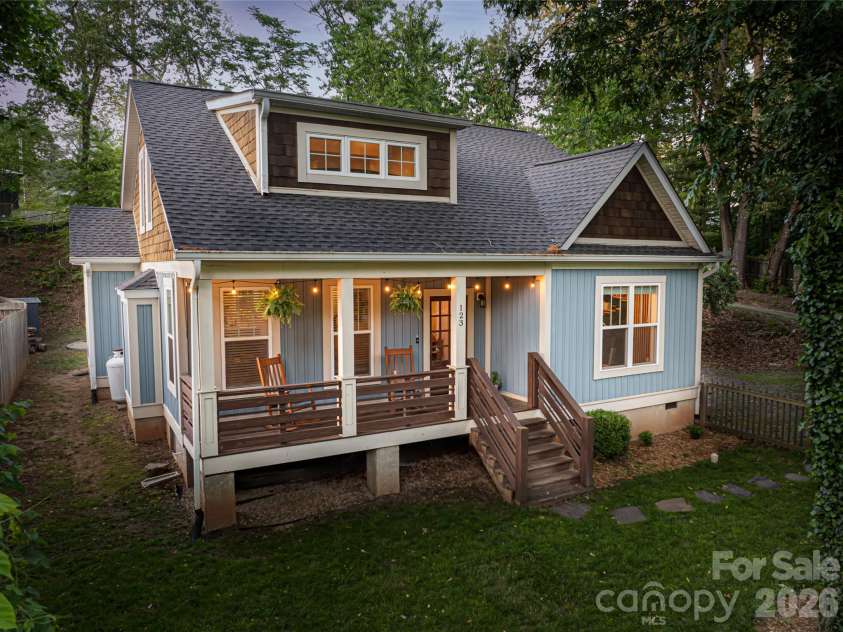 123 Arline Henry Way, Asheville, NC 28806.  MLS# CAR4232266, YatesRealty ID 2178. 
