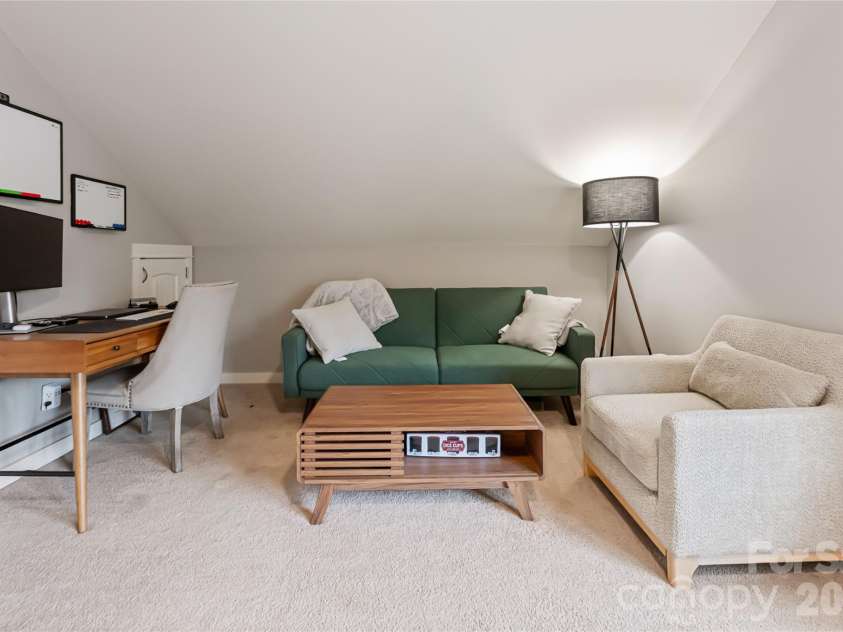 123 Arline Henry Way, Asheville, NC 28806.  MLS# CAR4232266, YatesRealty ID 2178. 