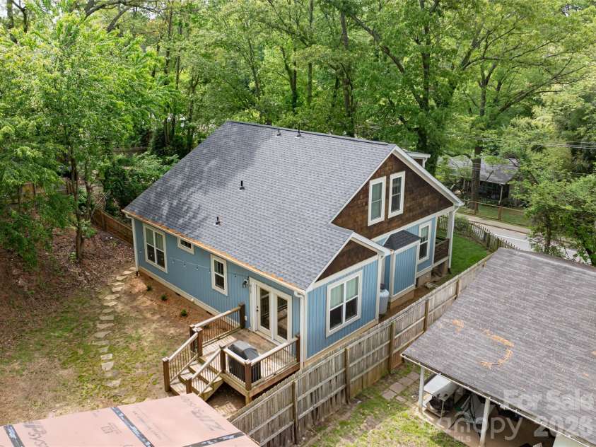 123 Arline Henry Way, Asheville, NC 28806.  MLS# CAR4232266, YatesRealty ID 2178. 