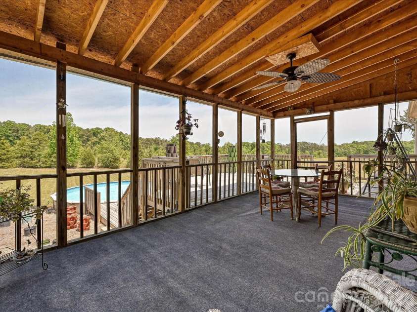 3556 Walling Drive, Newton, NC 28658.  MLS# CAR4376025, YatesRealty ID 21781. 