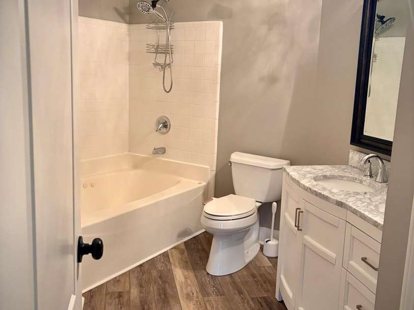17811 Half Moon Lane, Cornelius, NC 28031.  MLS# CAR4421668, YatesRealty ID 21782. 