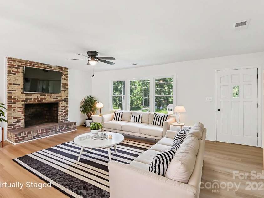 848 Ike Lynch Road, Dallas, NC 28034.  MLS# CAR4268616, YatesRealty ID 21782. 