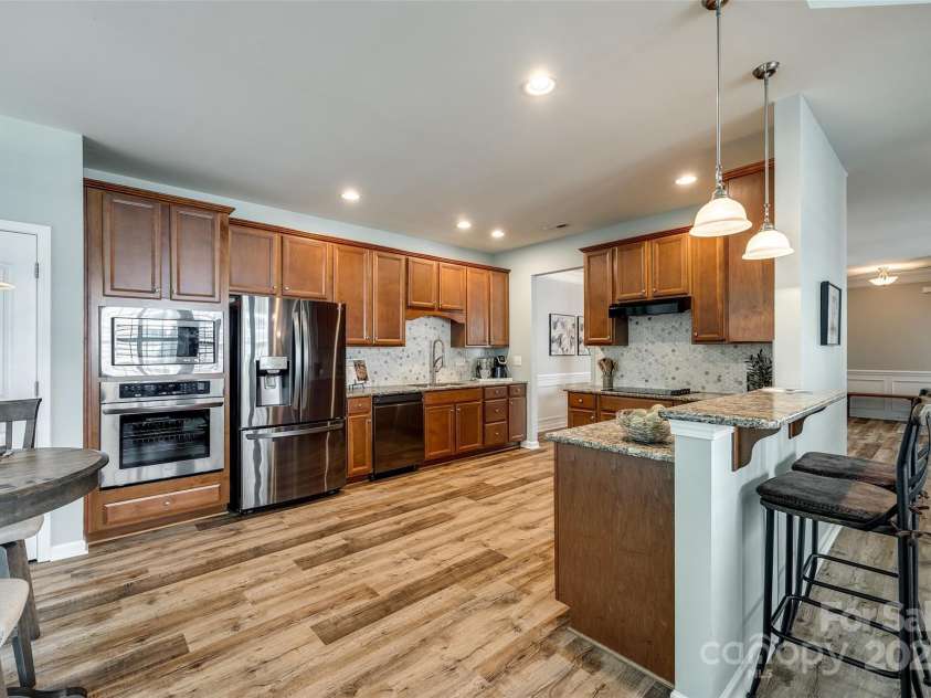 714 Deerbrook Lane, Tega Cay, SC 29708.  MLS# CAR4268039, YatesRealty ID 21783. 