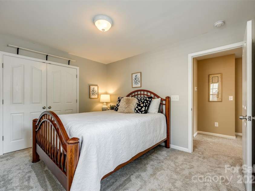 714 Deerbrook Lane, Tega Cay, SC 29708.  MLS# CAR4268039, YatesRealty ID 21783. 