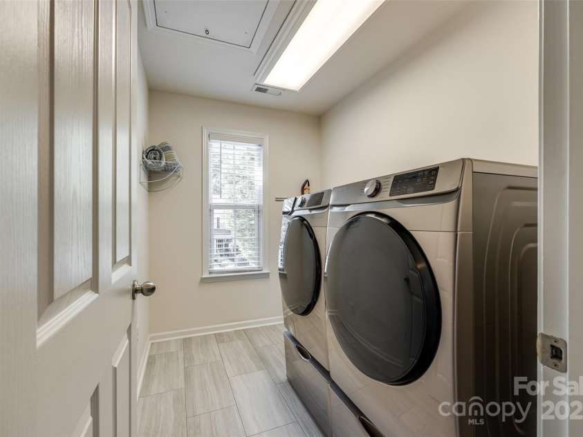 714 Deerbrook Lane, Tega Cay, SC 29708.  MLS# CAR4268039, YatesRealty ID 21783. 