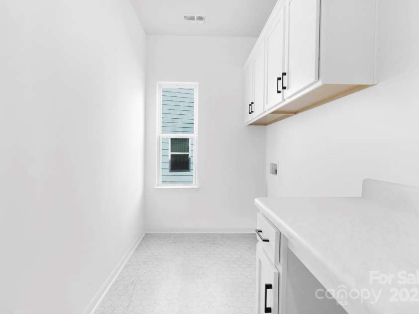 24578 Blue Heron Circle, Lancaster, SC 29720.  MLS# CAR4268883, YatesRealty ID 21784. 