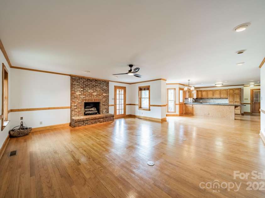 12705 Caldwell Road, Charlotte, NC 28213.  MLS# CAR4266691, YatesRealty ID 21786. 