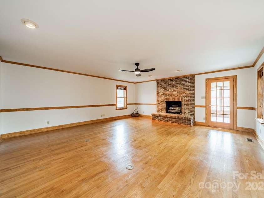 12705 Caldwell Road, Charlotte, NC 28213.  MLS# CAR4266691, YatesRealty ID 21786. 