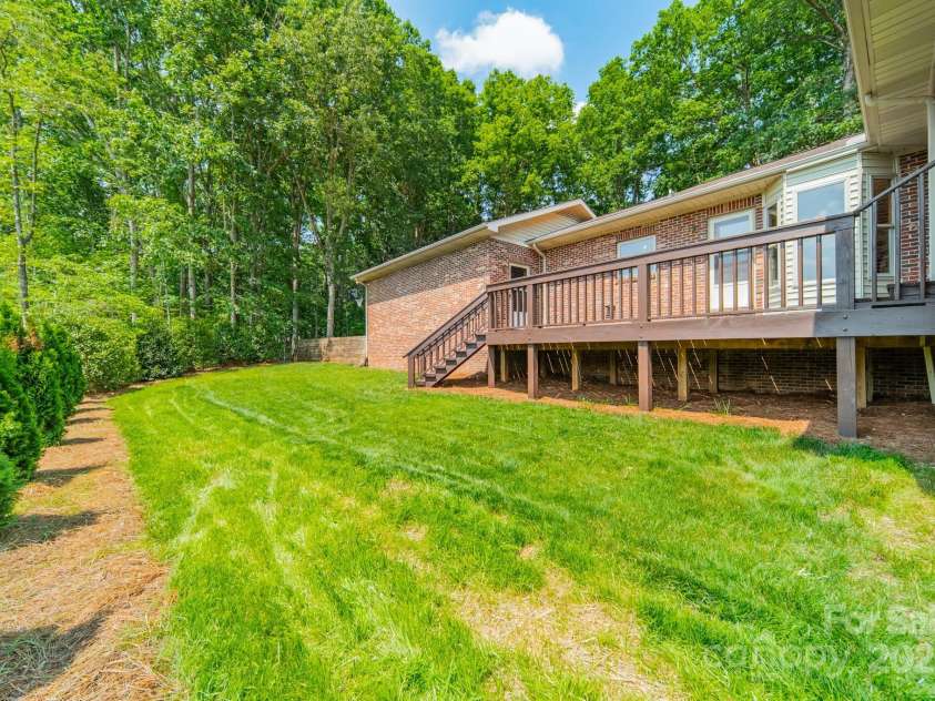 12705 Caldwell Road, Charlotte, NC 28213.  MLS# CAR4266691, YatesRealty ID 21786. 