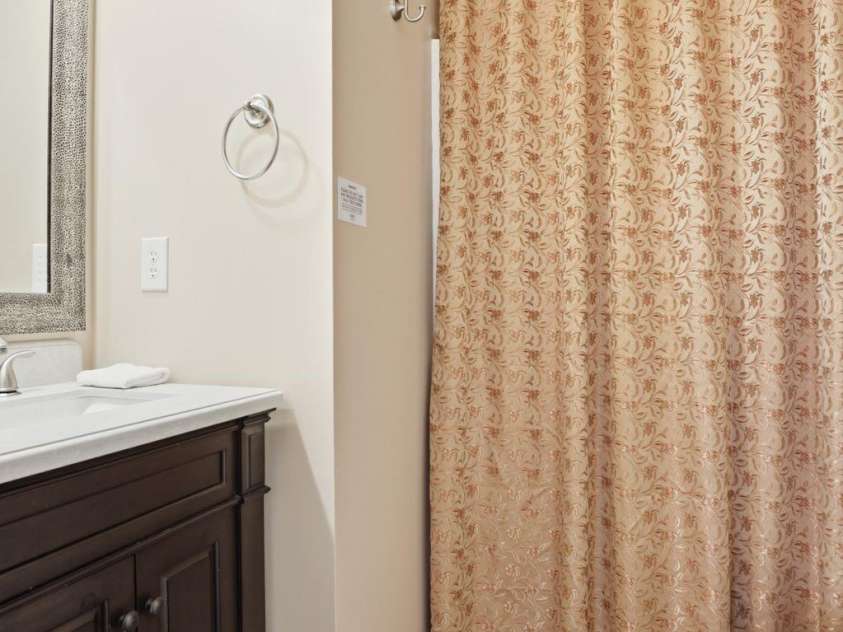 10122 Whiteburn Court, Charlotte, NC 28278.  MLS# CAR4370542, YatesRealty ID 21787. 