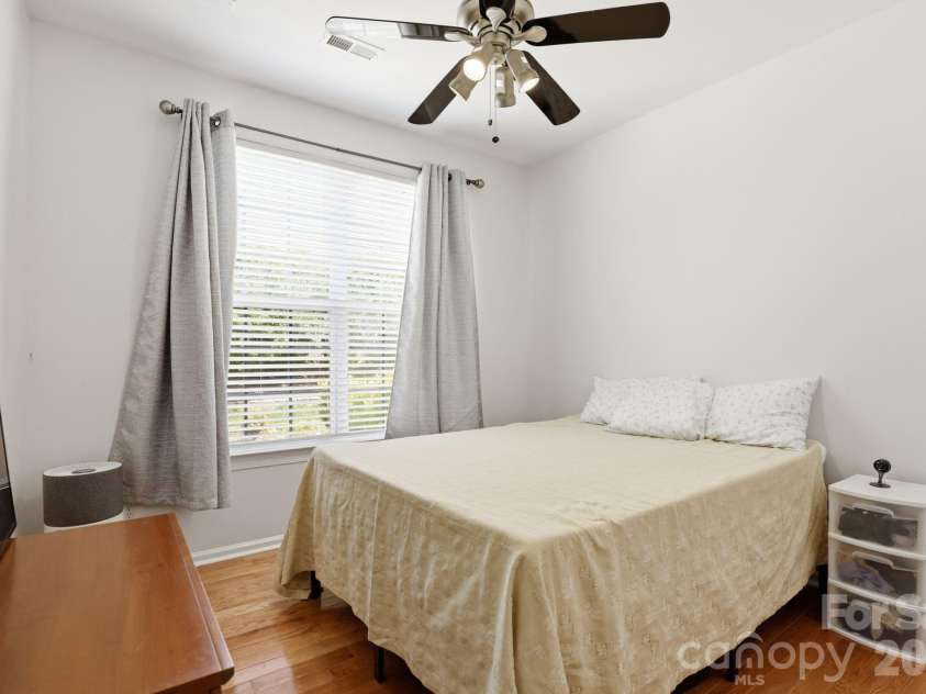 10122 Whiteburn Court, Charlotte, NC 28278.  MLS# CAR4370542, YatesRealty ID 21787. 