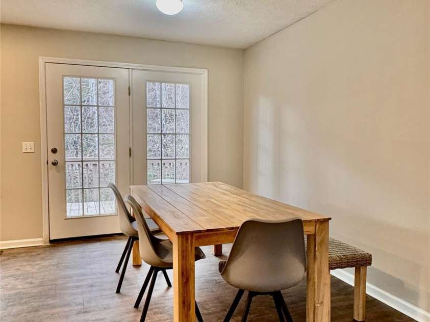 231 Newberry Drive, Fletcher, NC 28732.  MLS# CAR4221734, YatesRealty ID 21787. Large Dining Space