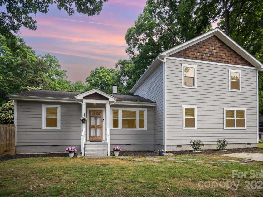 5421 Princess Street, Charlotte, NC 28269.  MLS# CAR4281674, YatesRealty ID 21788. 