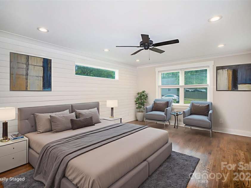5421 Princess Street, Charlotte, NC 28269.  MLS# CAR4281674, YatesRealty ID 21788. 