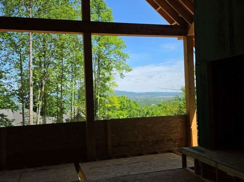 96 Split Rock Trail, Arden, NC 28704.  MLS# CAR4373840, YatesRealty ID 21788. 