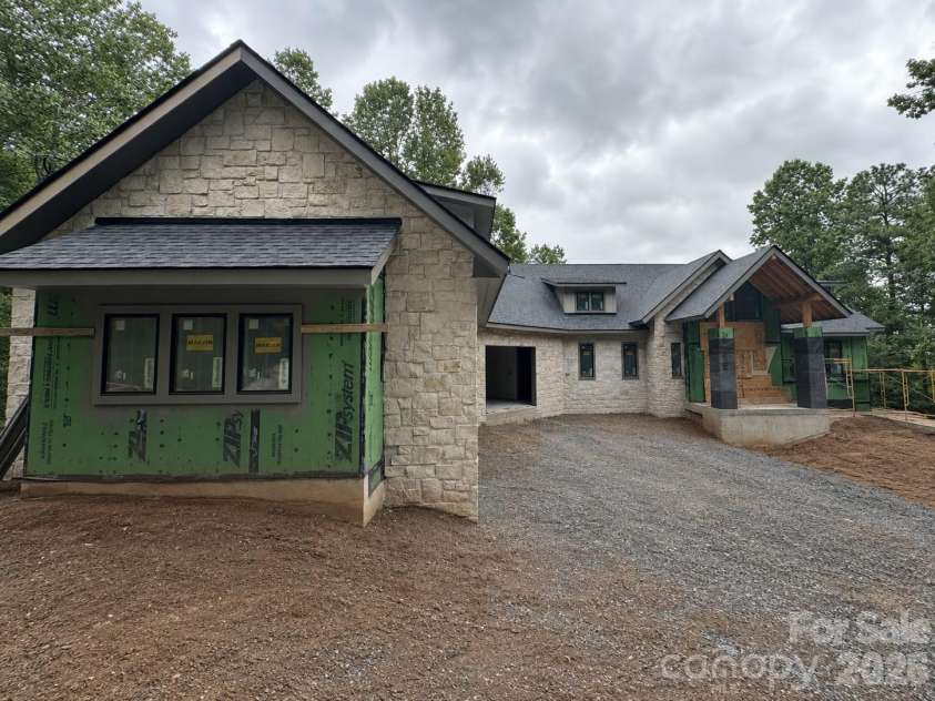 96 Split Rock Trail, Arden, NC 28704.  MLS# CAR4373840, YatesRealty ID 21788. 