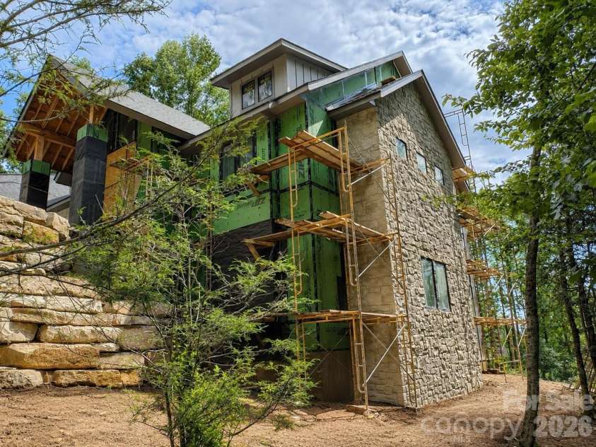 96 Split Rock Trail, Arden, NC 28704.  MLS# CAR4373840, YatesRealty ID 21788. 