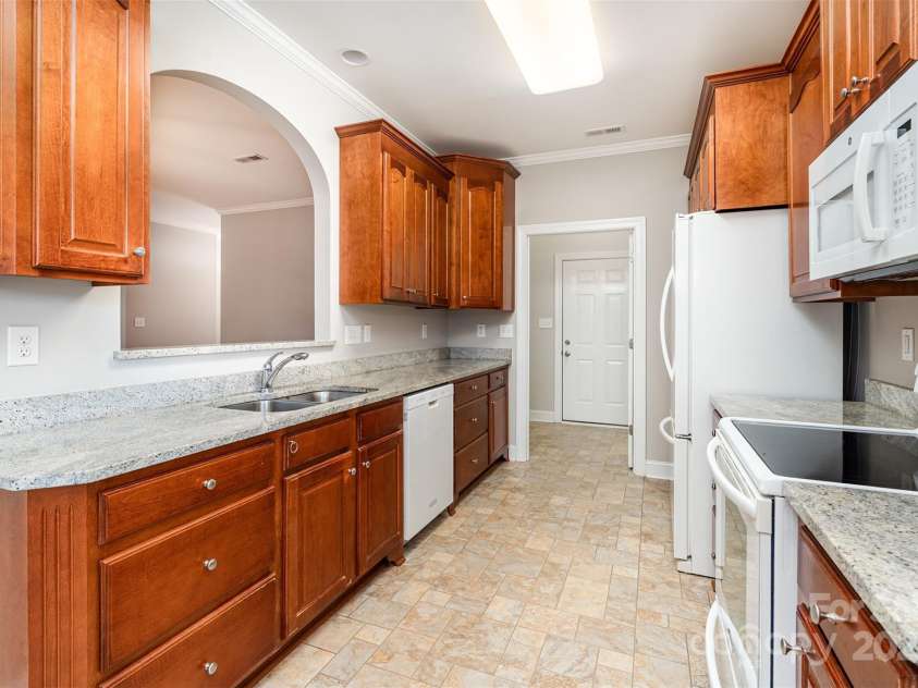 327 River Birch Drive, Salisbury, NC 28146.  MLS# CAR4312481, YatesRealty ID 2179. 
