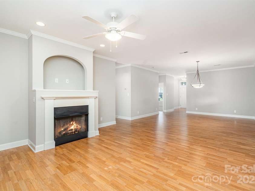 327 River Birch Drive, Salisbury, NC 28146.  MLS# CAR4312481, YatesRealty ID 2179. 