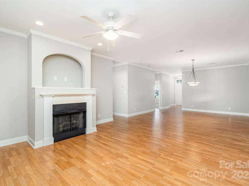 327 River Birch Drive, Salisbury, NC 28146.  MLS# CAR4312481, YatesRealty ID 2179. 