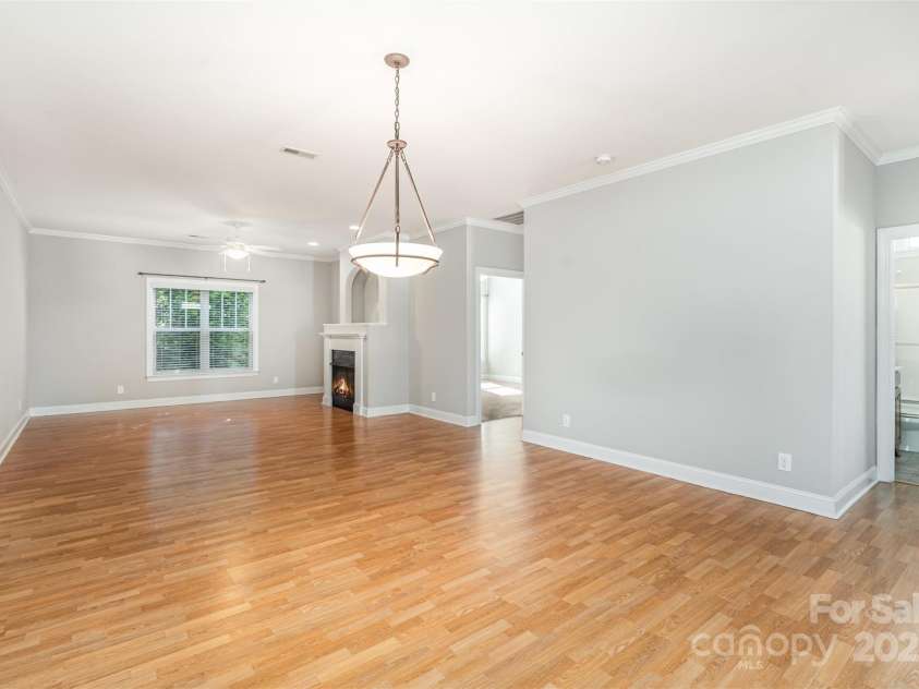 327 River Birch Drive, Salisbury, NC 28146.  MLS# CAR4312481, YatesRealty ID 2179. 