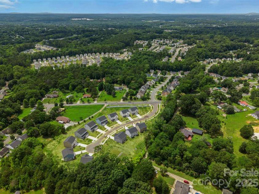 8032 Joy Crossing Lane, Charlotte, NC 28214.  MLS# CAR4272887, YatesRealty ID 21791. 