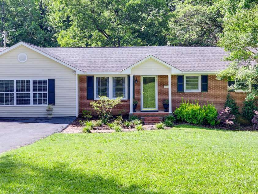 1498 Legion Road, Fort Mill, SC 29715.  MLS# CAR4273108, YatesRealty ID 21792. 