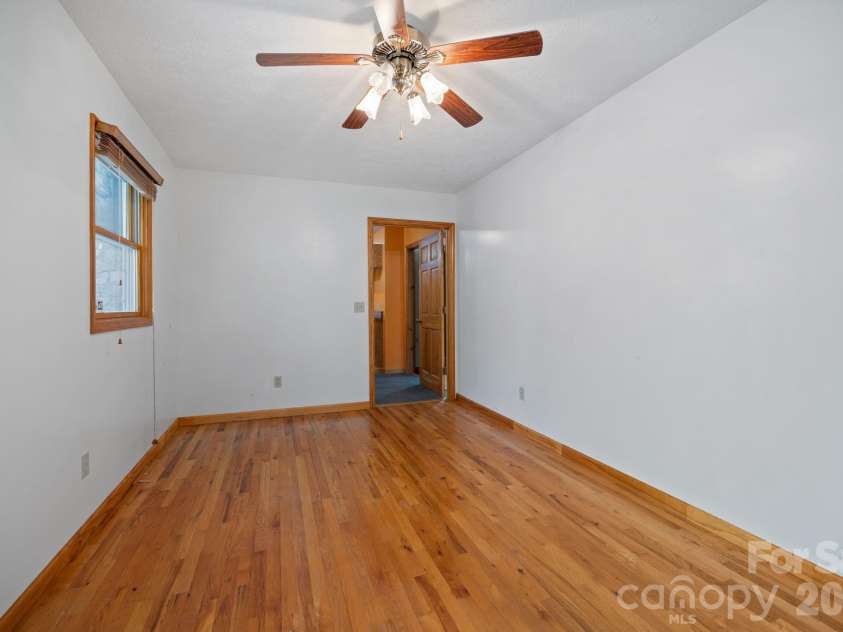 78 Bird Creek Estates Road, Black Mountain, NC 28711.  MLS# CAR4373623, YatesRealty ID 21792. 2nd bedroom