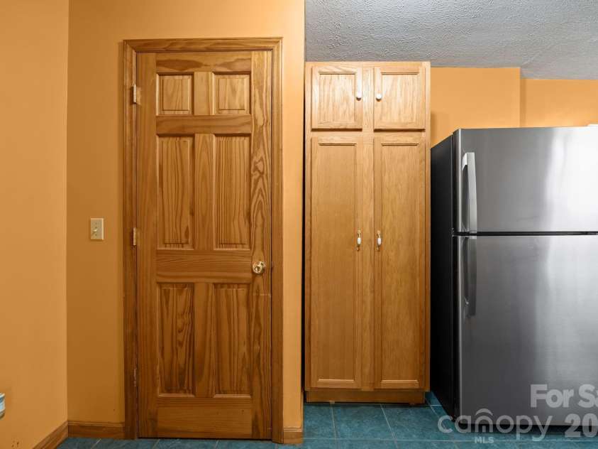 78 Bird Creek Estates Road, Black Mountain, NC 28711.  MLS# CAR4373623, YatesRealty ID 21792. 