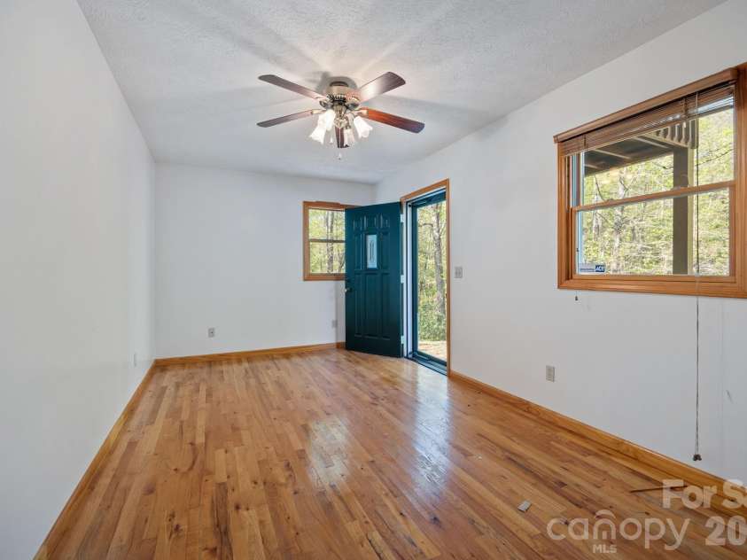 78 Bird Creek Estates Road, Black Mountain, NC 28711.  MLS# CAR4373623, YatesRealty ID 21792. 