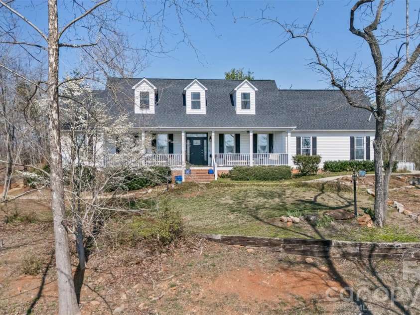 378 Collinsville Road, Columbus, NC 28722.  MLS# CAR4366416, YatesRealty ID 21793. Welcome to 378 Collinsville Rd!