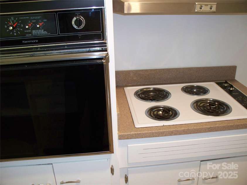 761 Henry Rhodes Road, Lincolnton, NC 28092.  MLS# CAR4274197, YatesRealty ID 21793. 