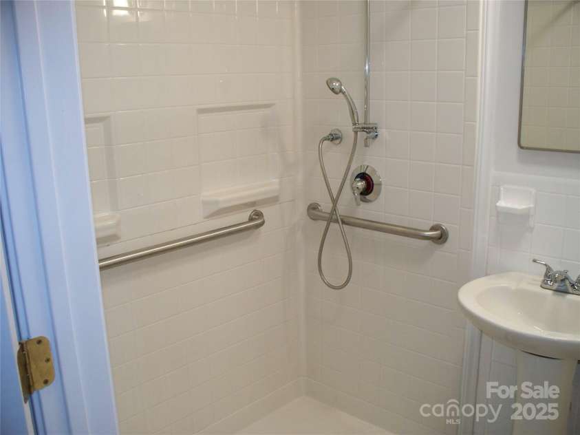 761 Henry Rhodes Road, Lincolnton, NC 28092.  MLS# CAR4274197, YatesRealty ID 21793. 