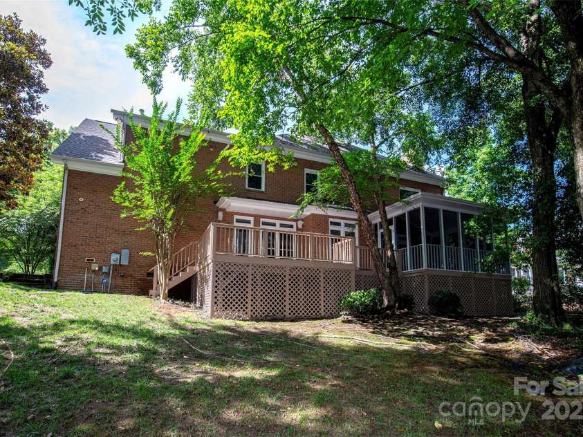 10408 Hadleigh Place, Charlotte, NC 28210.  MLS# CAR4270880, YatesRealty ID 21794. Beautiful home