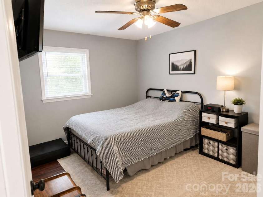 608 Cedar Drive, Dallas, NC 28034.  MLS# CAR4374454, YatesRealty ID 21794. 