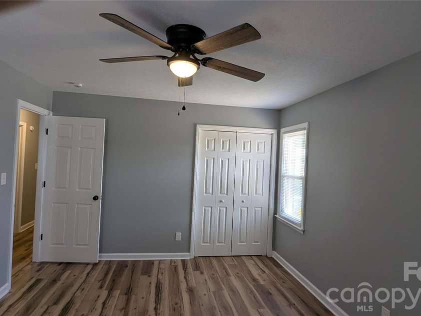 424 Kildare Drive, Shelby, NC 28152.  MLS# CAR4378218, YatesRealty ID 21795. 