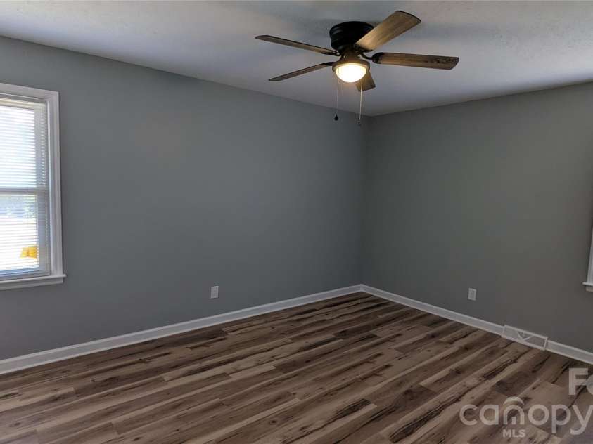 424 Kildare Drive, Shelby, NC 28152.  MLS# CAR4378218, YatesRealty ID 21795. 