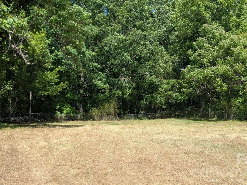 424 Kildare Drive, Shelby, NC 28152.  MLS# CAR4378218, YatesRealty ID 21795. 