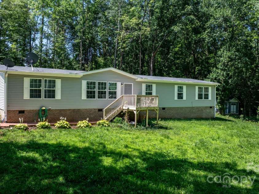 200 Vista Pointe Drive, Stony Point, NC 28678.  MLS# CAR4273007, YatesRealty ID 21797. 