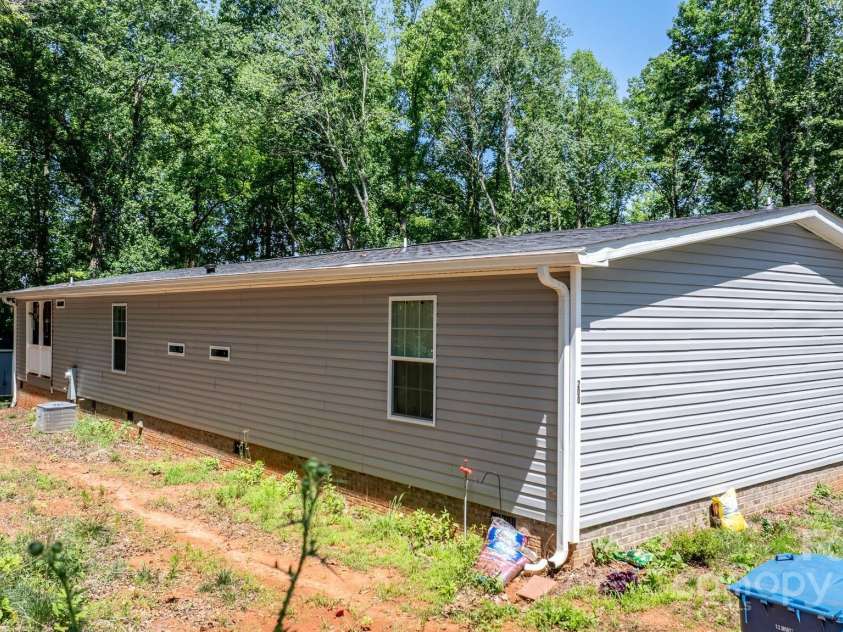 200 Vista Pointe Drive, Stony Point, NC 28678.  MLS# CAR4273007, YatesRealty ID 21797. 
