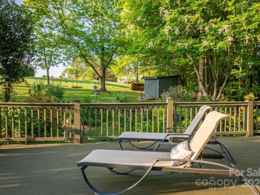 3 Kensington Court, Granite Falls, NC 28630.  MLS# CAR4248130, YatesRealty ID 21798. 