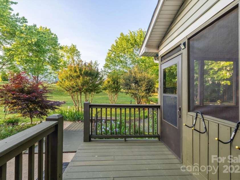 3 Kensington Court, Granite Falls, NC 28630.  MLS# CAR4248130, YatesRealty ID 21798. 