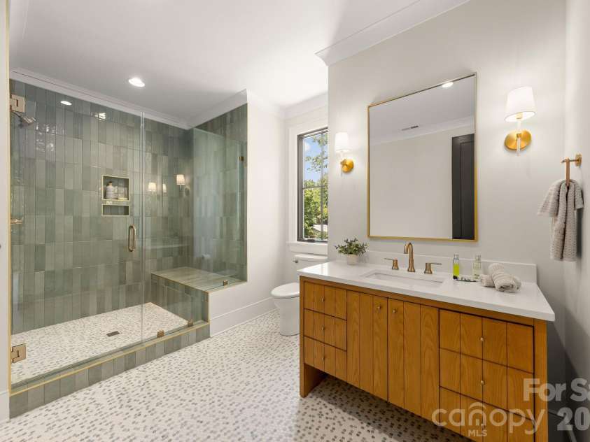 4110 Melchor Avenue, Charlotte, NC 28211.  MLS# CAR4395290, YatesRealty ID 21799. 