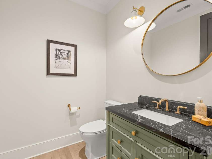 4110 Melchor Avenue, Charlotte, NC 28211.  MLS# CAR4395290, YatesRealty ID 21799. Half BA Upper Level