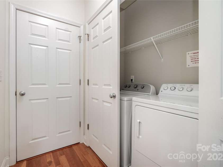 1000 Woodlawn Road, Charlotte, NC 28209.  MLS# CAR4325141, YatesRealty ID 218. 