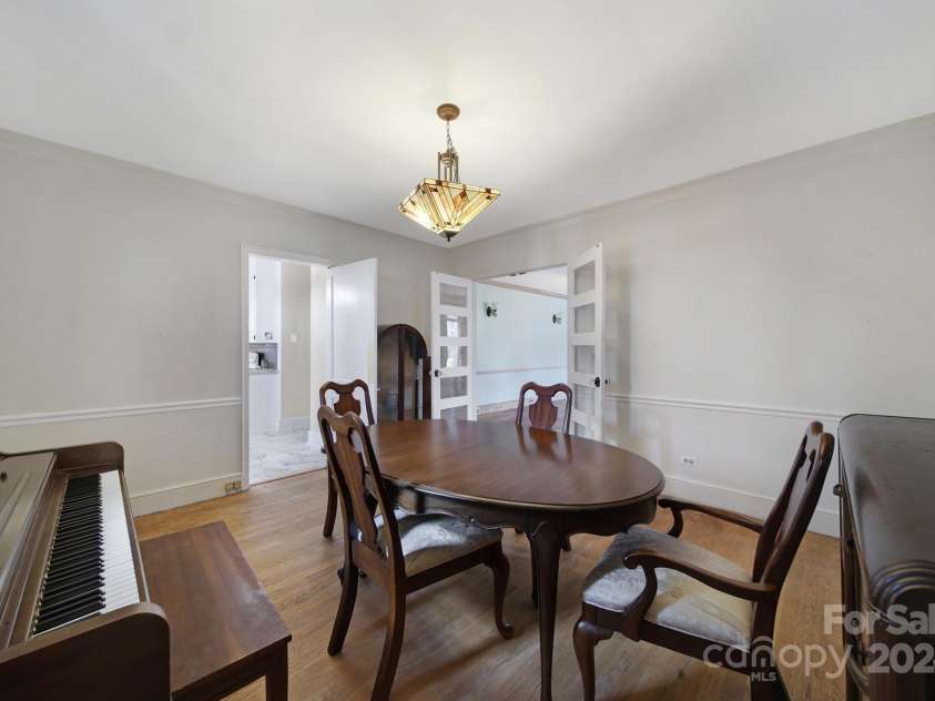 109 York Street, Lancaster, SC 29720.  MLS# CAR4188266, YatesRealty ID 218. 