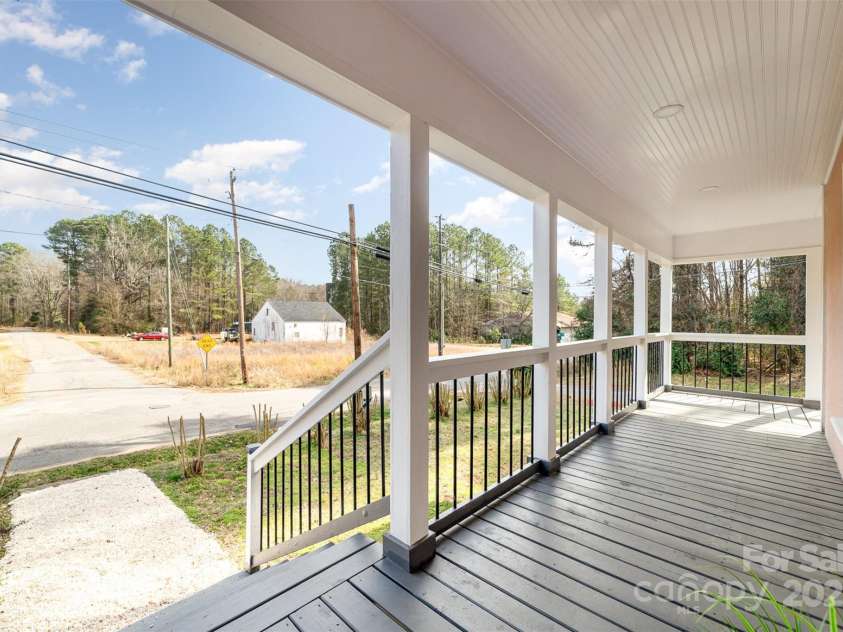 1111 Barrington Street, Wadesboro, NC 28170.  MLS# CAR4224838, YatesRealty ID 2180. Front Porch
